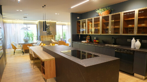 Cocina y Sala - Apartamento edificio Marval